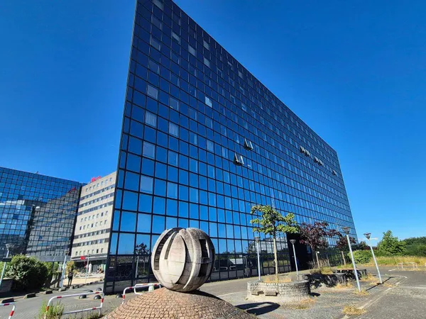 Bureau 1403 m²