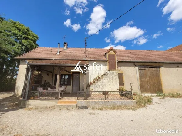 Propriété 4 pièces 100 m²