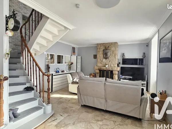 Maison familiale 6 pièces 131 m²