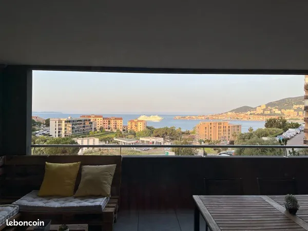 Appartement T2 vue mer
