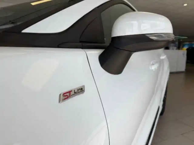 Ford Puma 1.0 flexifuel 125ch s&amp;s mhev st-line — photo 5
