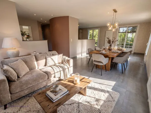 Maison 7 pièces 143 m²