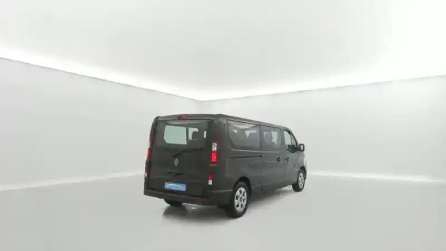 Renault Trafic blue dci 150 — photo 23