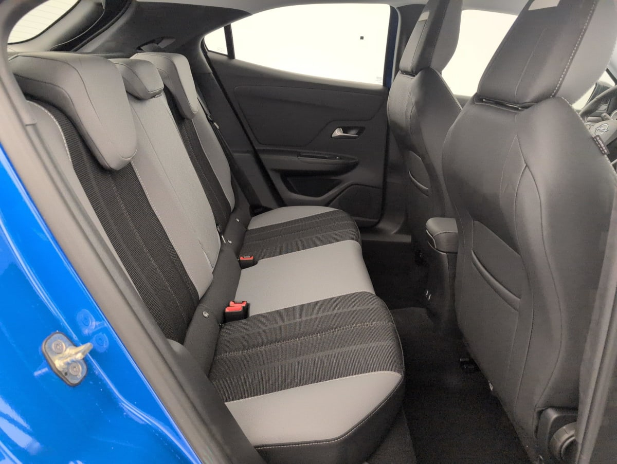 Opel Mokka — photo 15