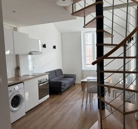 Narbonne Joli appartement T1 bis Mezzanine meublé