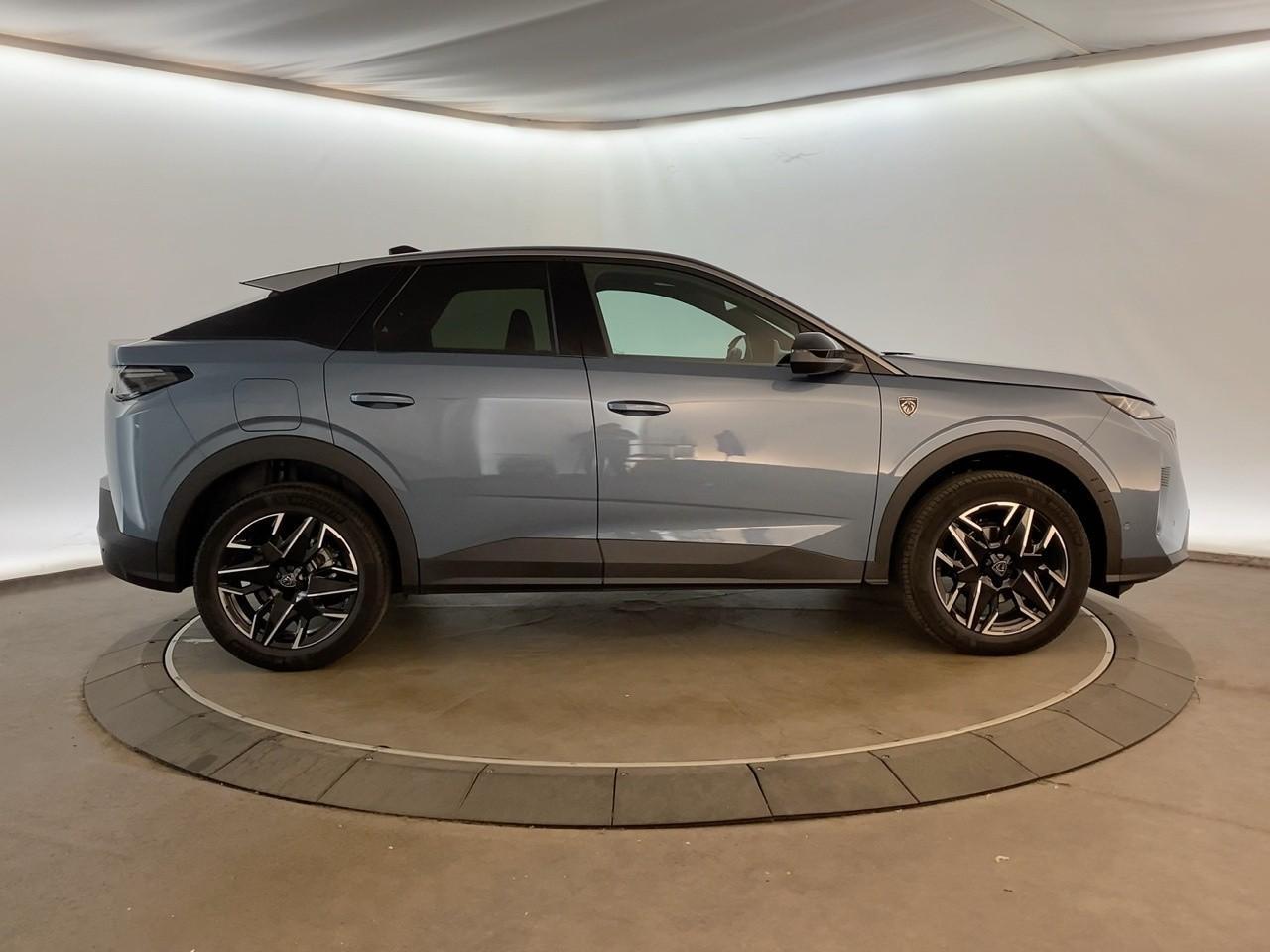 Peugeot 3008 hybrid 145 e-dcs6 gt — photo 4