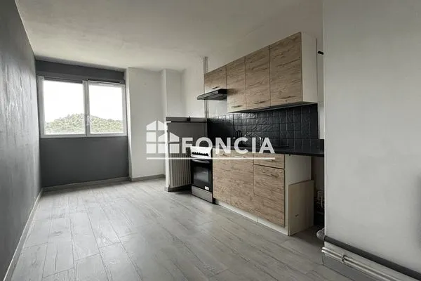 Appartement 2 pièces 61 m²