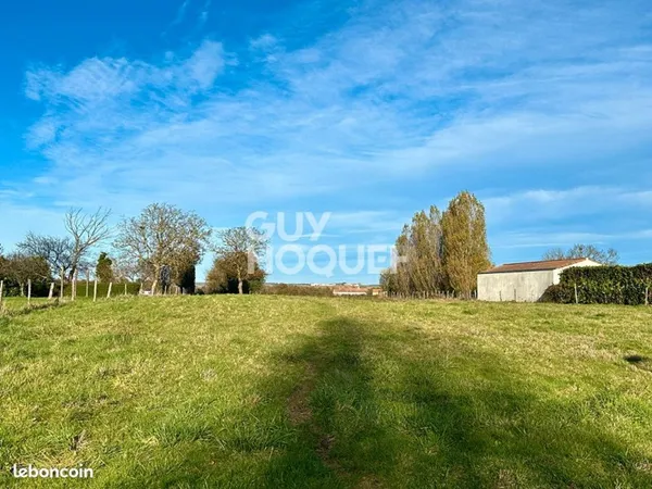 Terrain 2159 m² AUCHAY SUR VENDEE