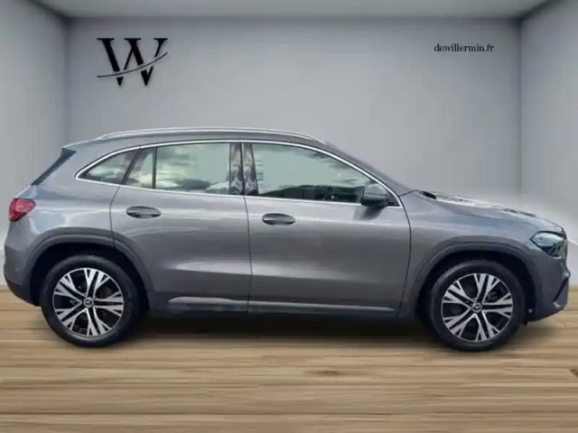 Mercedes Gla 180 d business line — photo 6