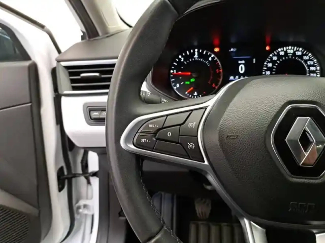 Renault Clio blue dci 100 — photo 30