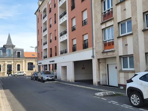 Parking à 3mn GARE Sartrouville 60