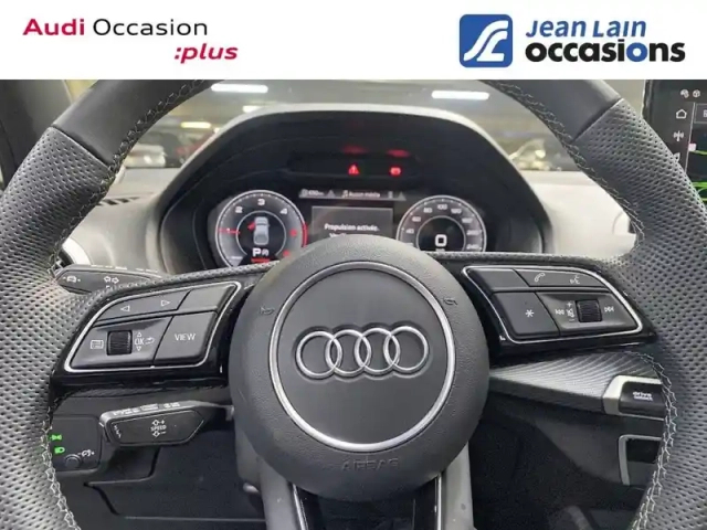 Audi Q2 35 tdi 150 s tronic 7 — photo 12