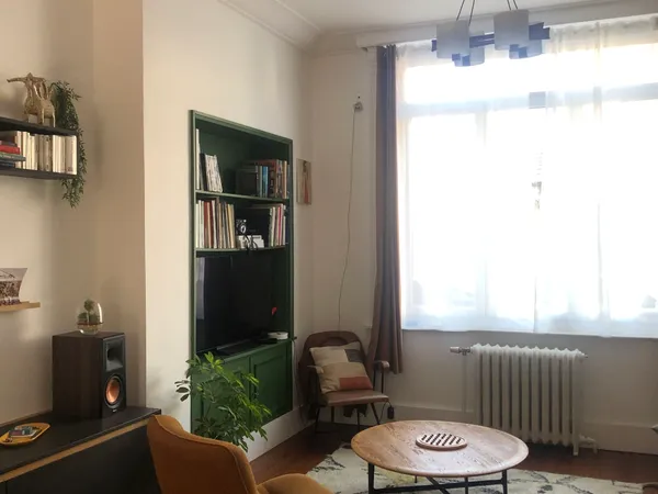 Location appartement-T2-65m²- 2 stations de métro de la gare