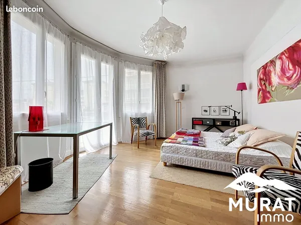 Appartement 6 pièces 149 m²