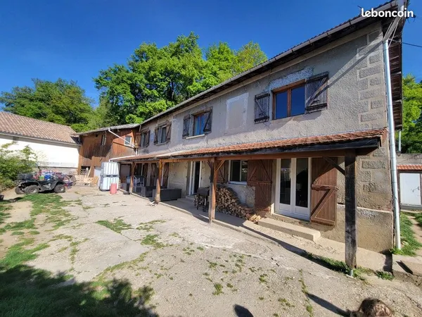 Propriété 7 pièces 195 m²