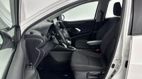 Toyota Yaris 116h Dynamic 5p MY22 — photo 12