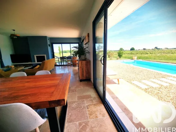 Maison 7 pièces 198 m²