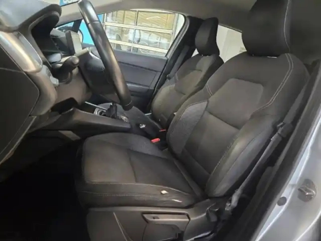 Renault Captur 1.0 eco-g 100ch evolution — photo 13