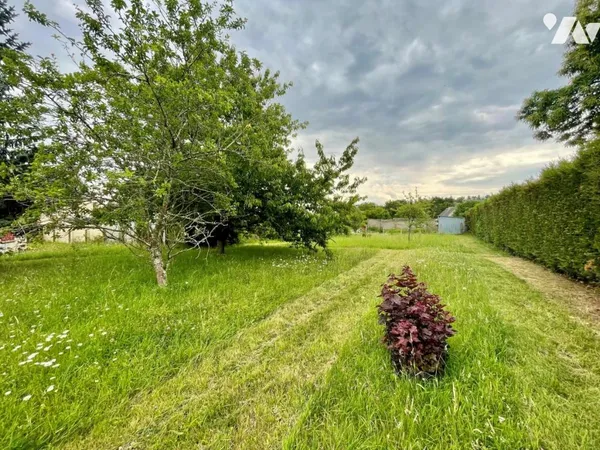 Terrain 750 m²
