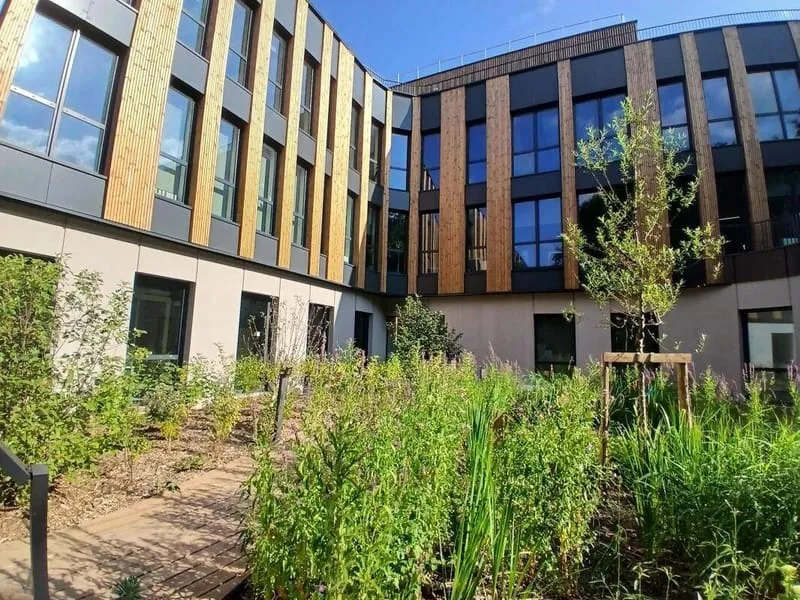 Photo 2
