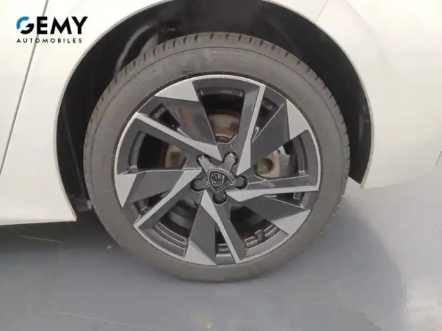 Peugeot 308 bluehdi 130ch s&amp;s eat8 — photo 11