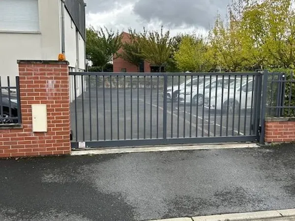 Stationnement Vente Saint-Brice-Courcelles   9000€
