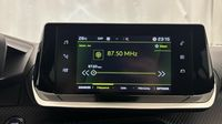 Peugeot 2008 1.2 PureTech 130ch S&S Allure EAT8 — photo 18