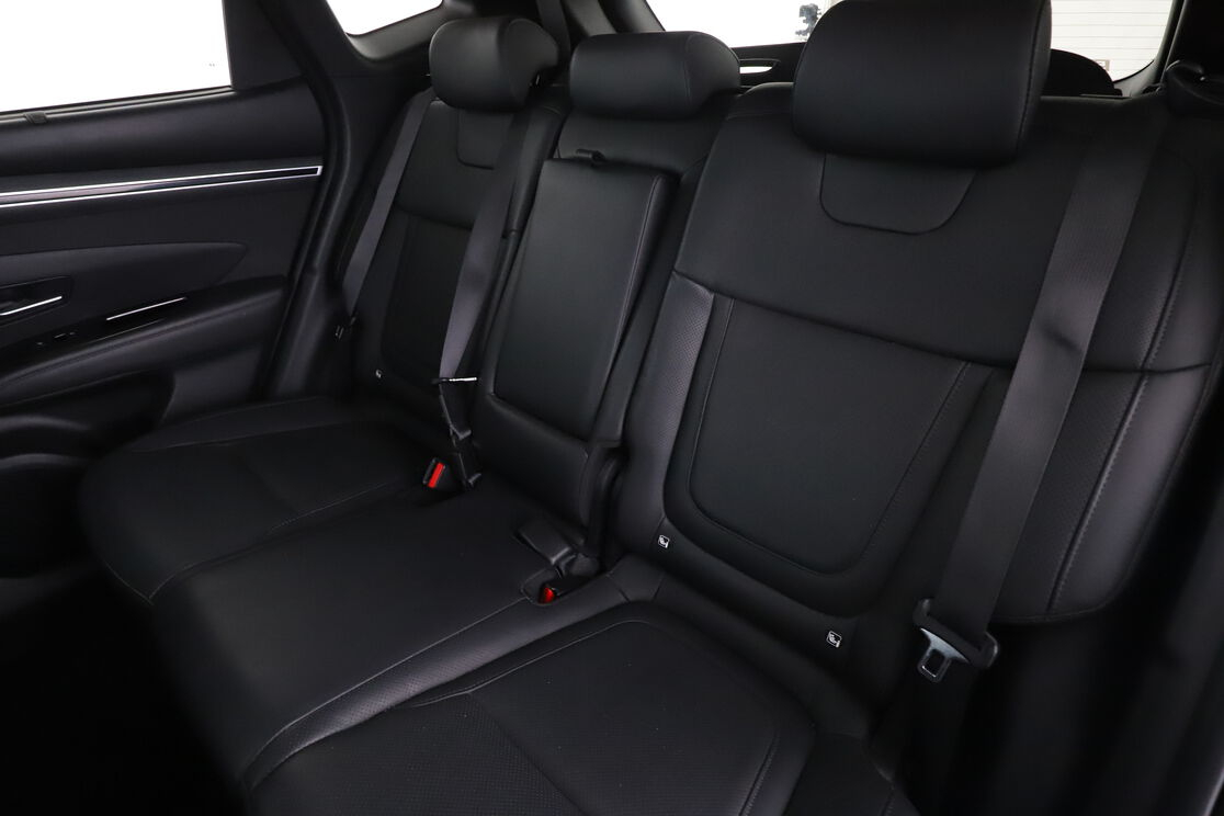 Hyundai Tucson 1.6 CRDi Hybrid 48V Executive DCT-7 — photo 13