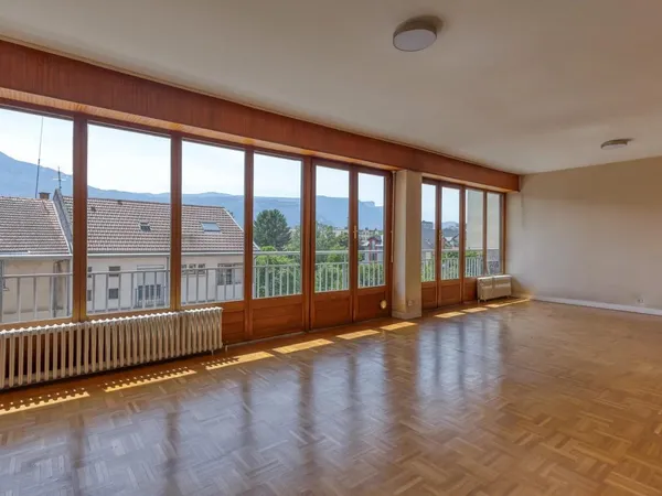 Appartement de 5 pièces de 112 m² à Grenoble