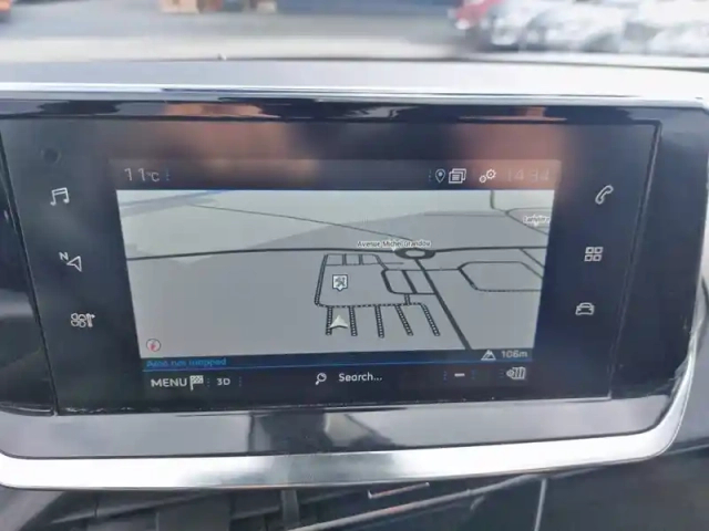 Peugeot 2008 puretech 100 s&amp;s bvm6 — photo 15