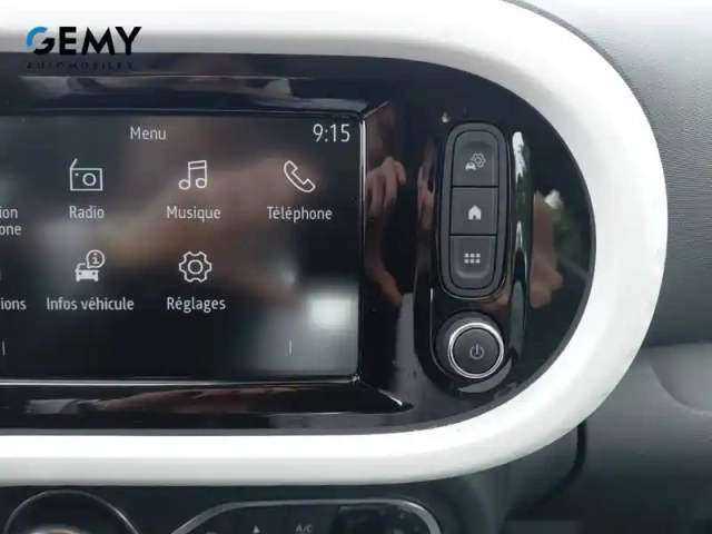 Renault Twingo iii e-tech — photo 26