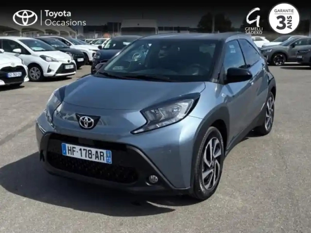 Toyota Aygo X 1.0 vvt-i 72ch design my24 — photo 1