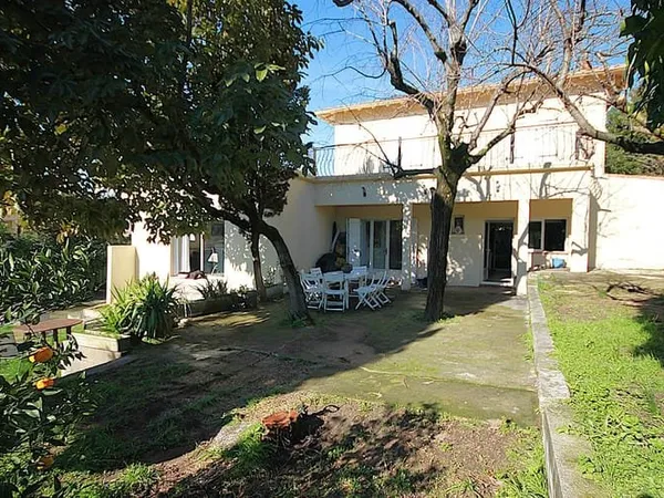 Maison 5 pièces 163 m²