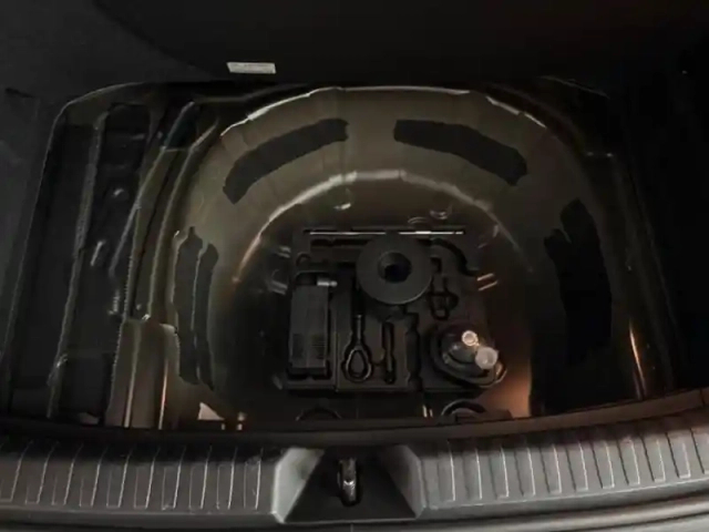Audi A1 allstreet 25 tfsi 95ch design — photo 10