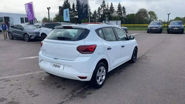 Dacia Sandero eco-g 100 — photo 5