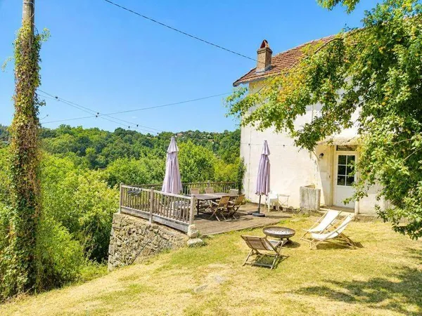 Maison 8 pièces 210 m²