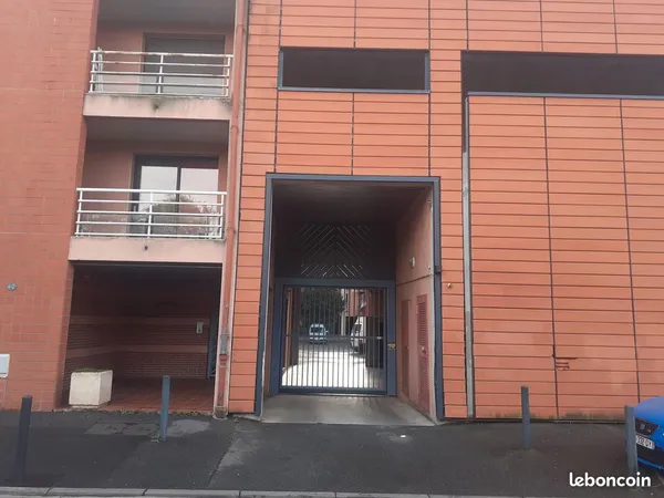 A louer place de parking