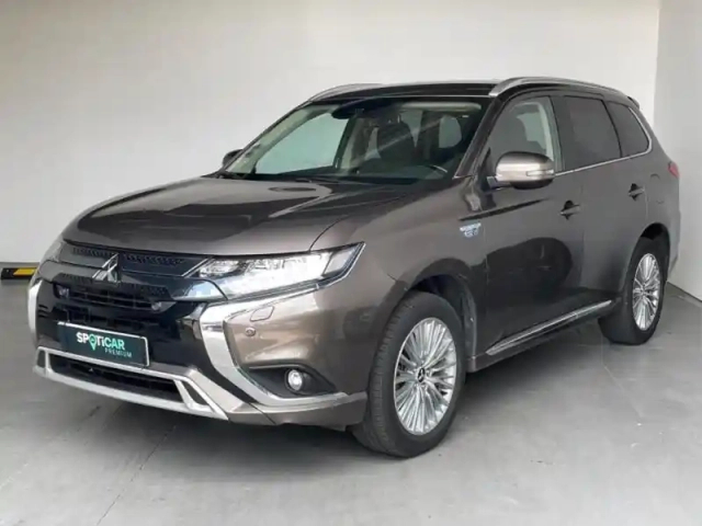Mitsubishi Outlander phev twin motor business 4wd euro6d-t evap 5cv