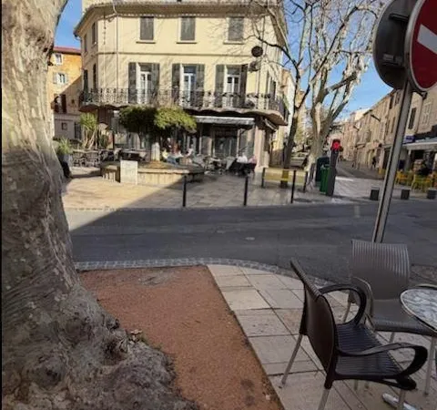 Murs commerciaux 69 m² ISTRES