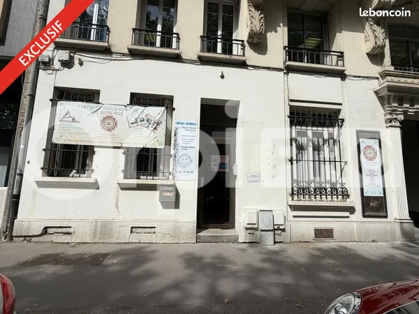 Bureau 58 m²
