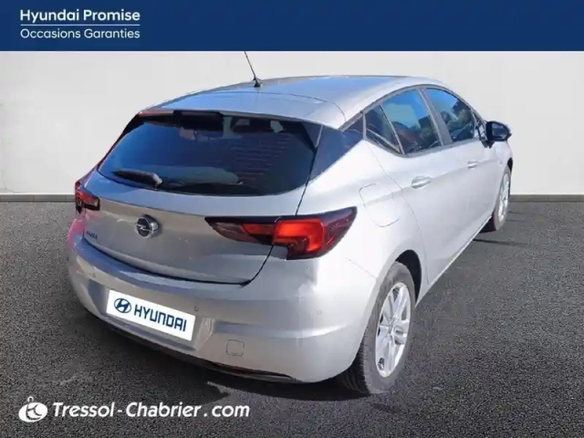 Opel Astra 1.2 turbo 130 ch bvm6 elegance business — photo 2