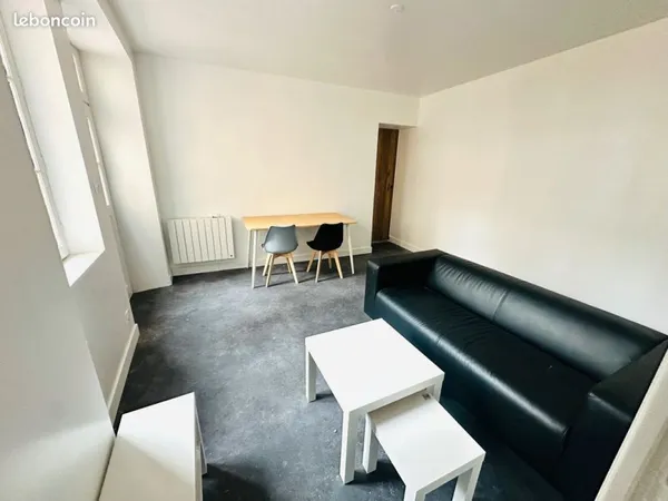 LOCATION - Appartement Hyper-Centre Laval