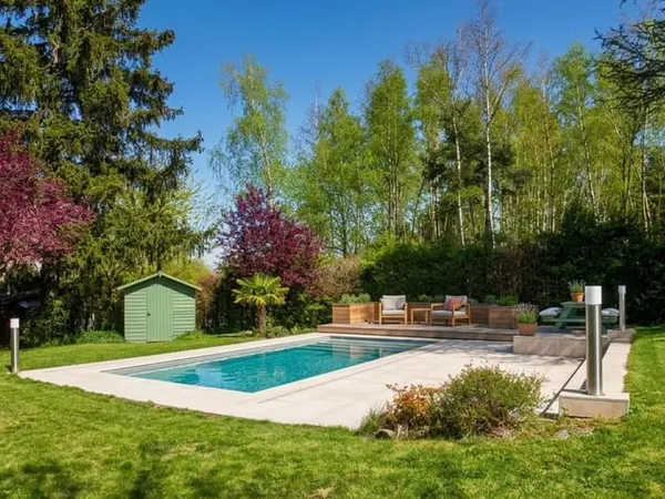Maison 7 pièces 240 m²