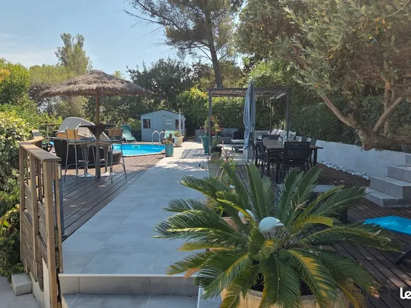 Maison collines Nimes