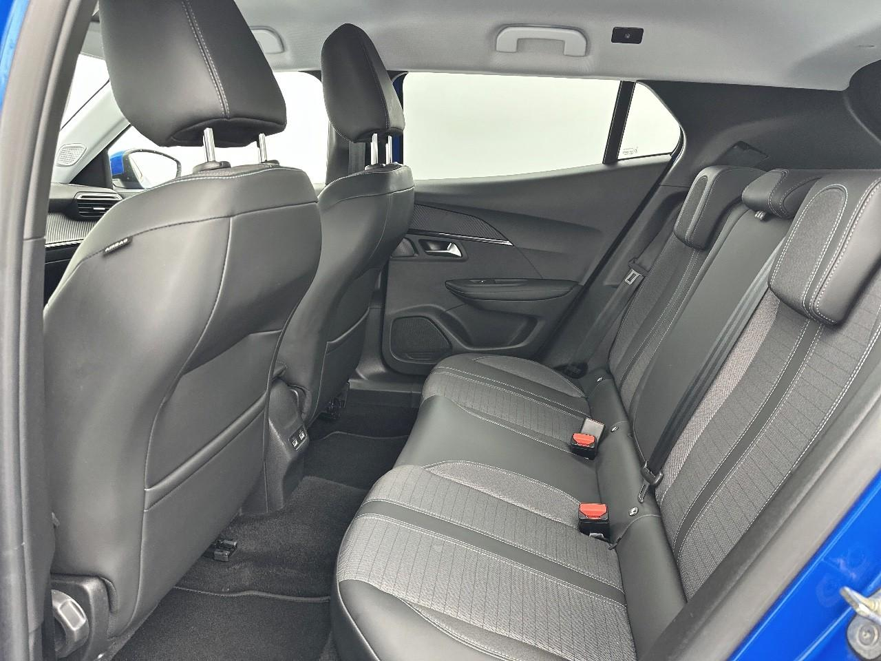 Peugeot 2008 puretech 100 s&s bvm6 allure — photo 12