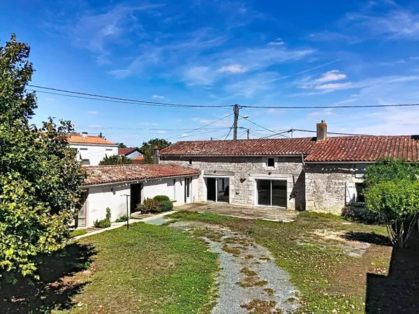 Maison en pierre 2 chambres