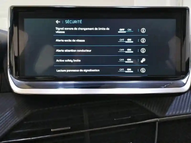 Peugeot 208 hybrid 100 e-dcs6 — photo 81