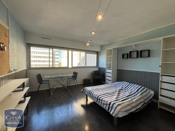 Studio 1 pièce 26 m²