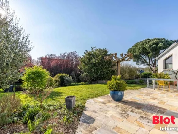 Maison 7 pièces 150 m²
