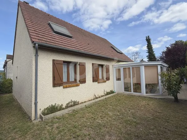 Maison 8 pièces 141 m²